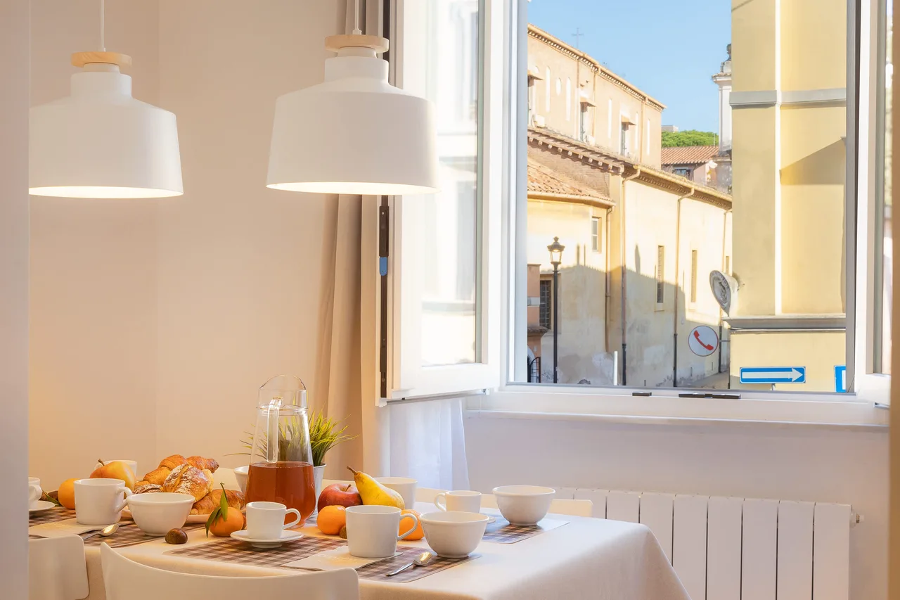 Italian Charm, Modern City Retreat