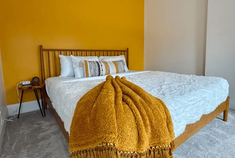 King Bed – Short North – Convention – Free Parking