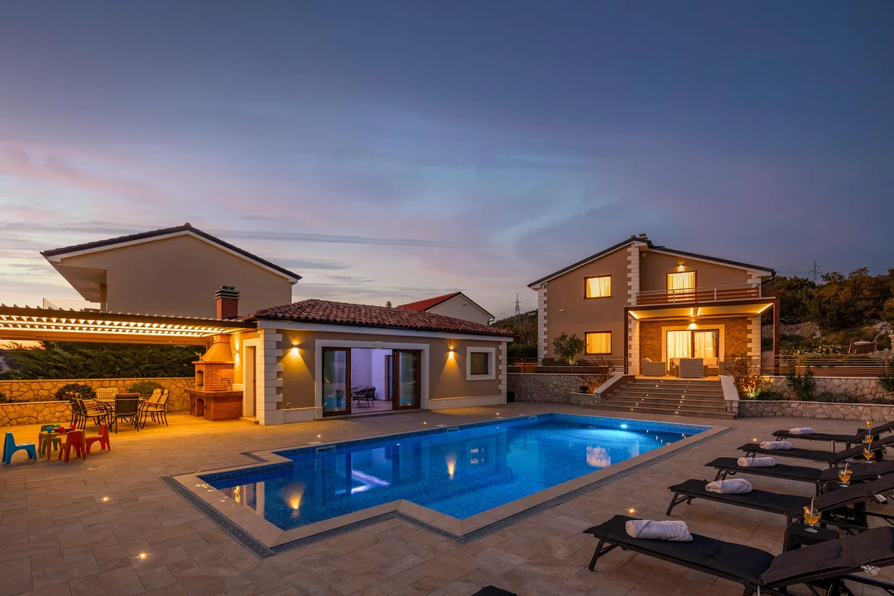 Villa Vilani Spa & Pool