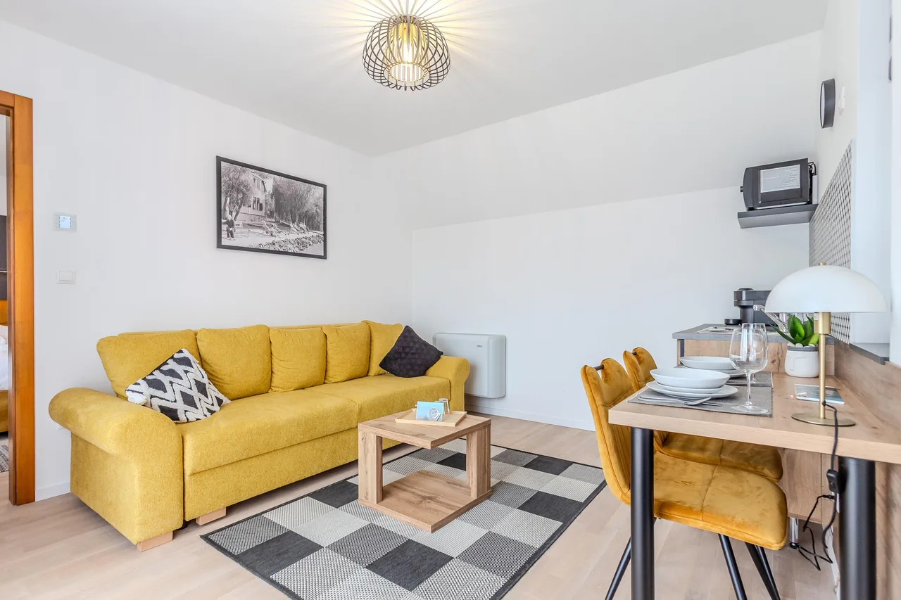 Fulop Panzio-Vinyl Record Apartment