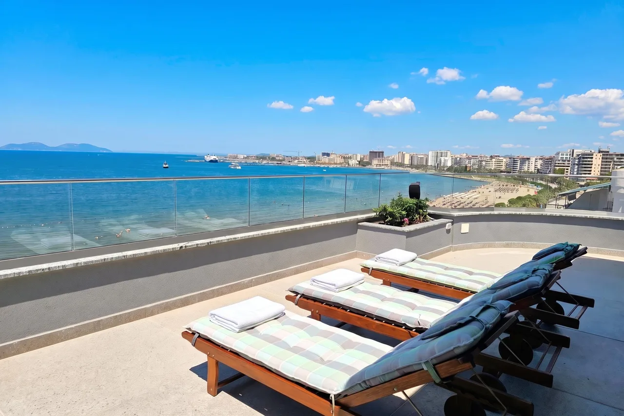 La Terrazza Azzurra
