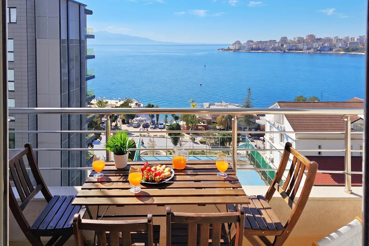 Two Bedroom Apartment With Sea View-021