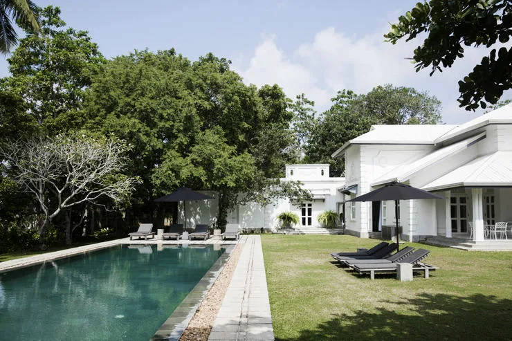 Stunning Villa With Beautiful Gardens