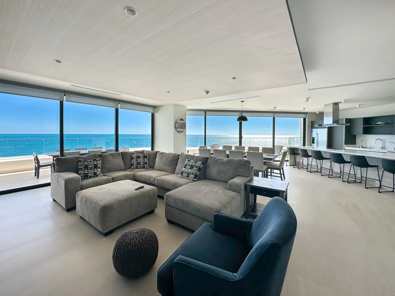 Beachfront Six Bedroom Penthouse in Puerto Penasco