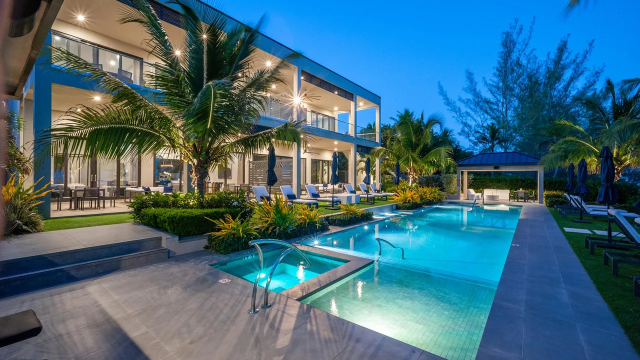 Beachfront Resort with Ocean Views in Cayman