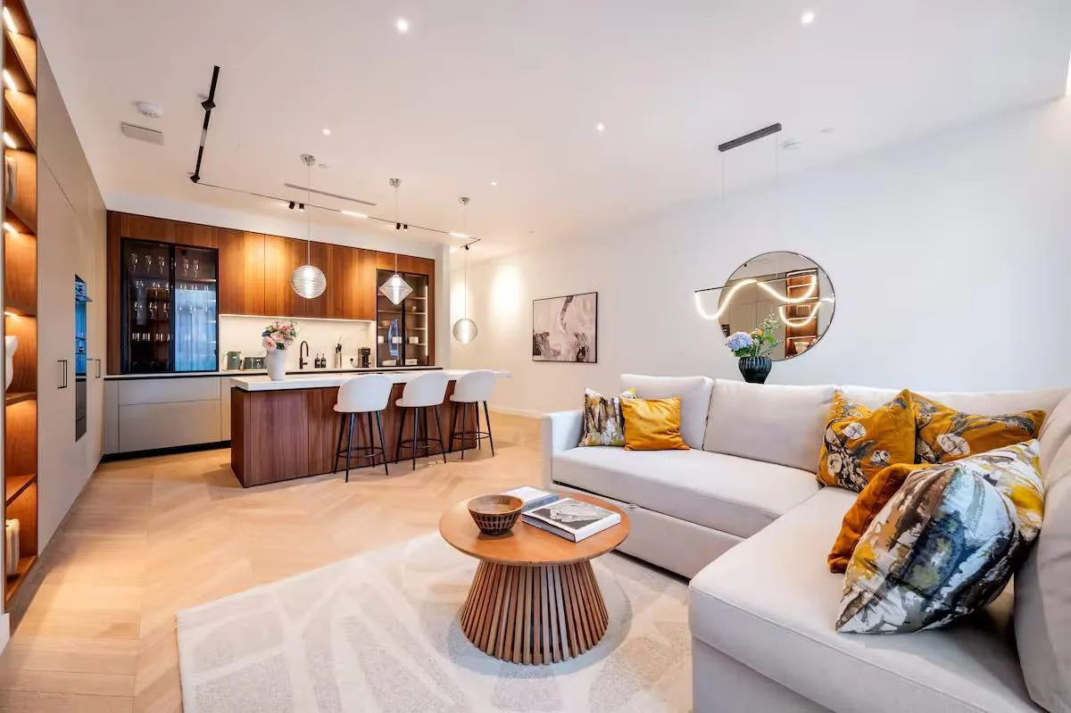 Elegant Urban Apartment in London's West End