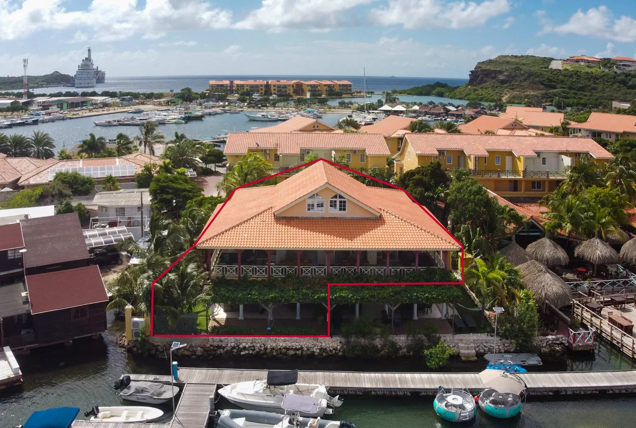 Luxurious Triple Penthouse in Curacao