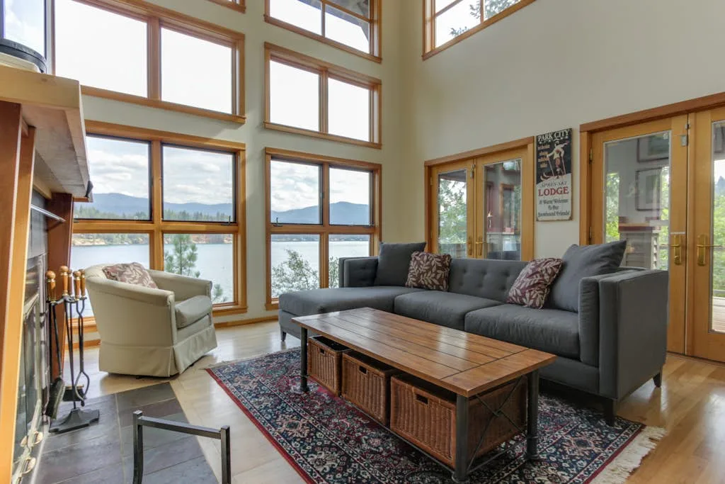 Unwind at Starling Lake House on Hayden Lake