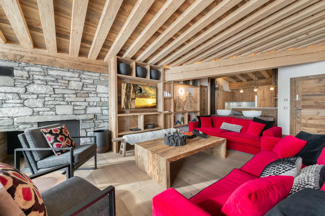 Elevated Alpine Living With Panorama