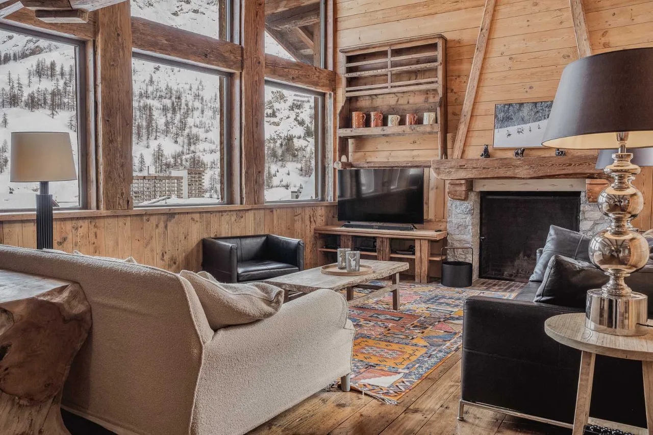 Designer Mountain Chalet With Hammam