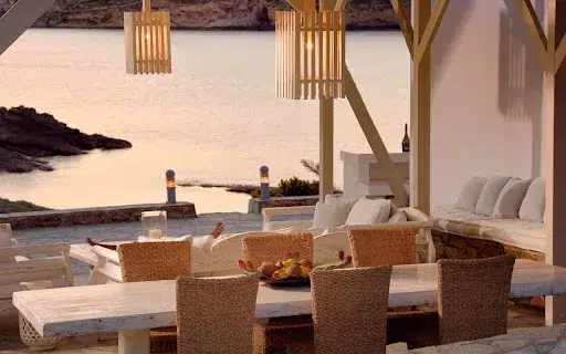 Outdoor dining of real ambition
